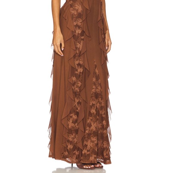 Trista Dress - Picture 2 of 3